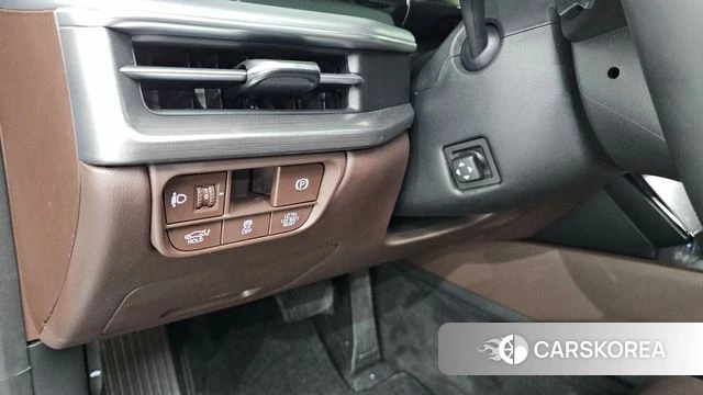 Hyundai Grandeur Hybrid (GN7) id 4488496 из Кореи 10
