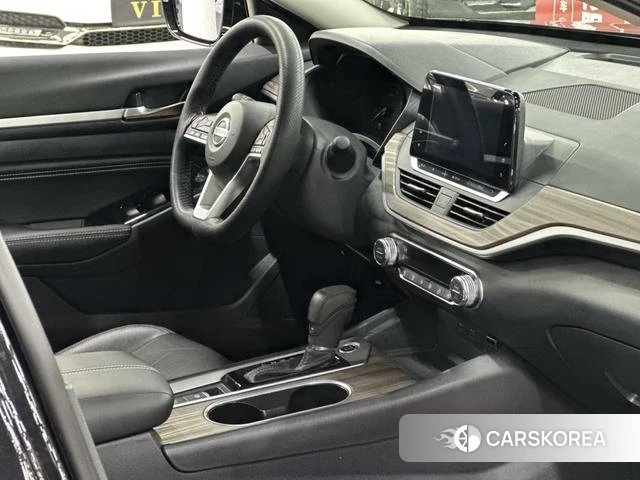 Nissan Teana id 4207557 из Китая 10