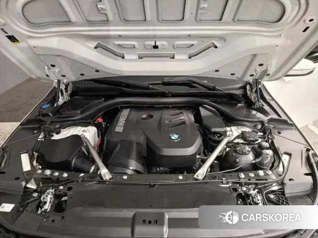 BMW 5 Series (G60) id 3410466 из Кореи 10