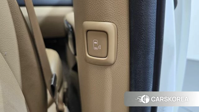 Kia The New Carnival id 4587007 из Кореи 10