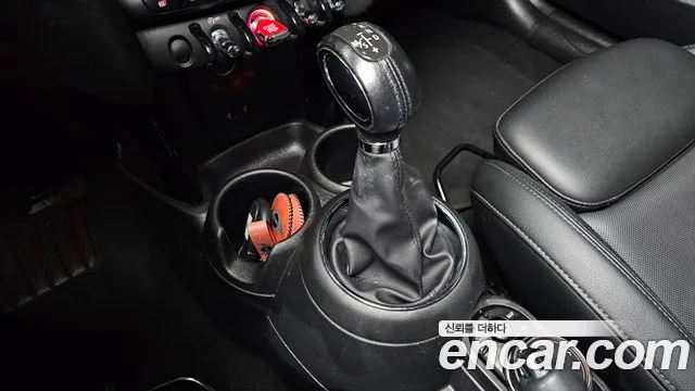 Mini Cooper Convertible id 2703157 из Кореи 10