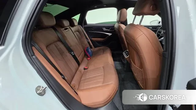 Audi A6 (C8) id 3028471 из Кореи 10