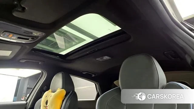 Hyundai Avante (CN7) id 3437960 из Кореи 10