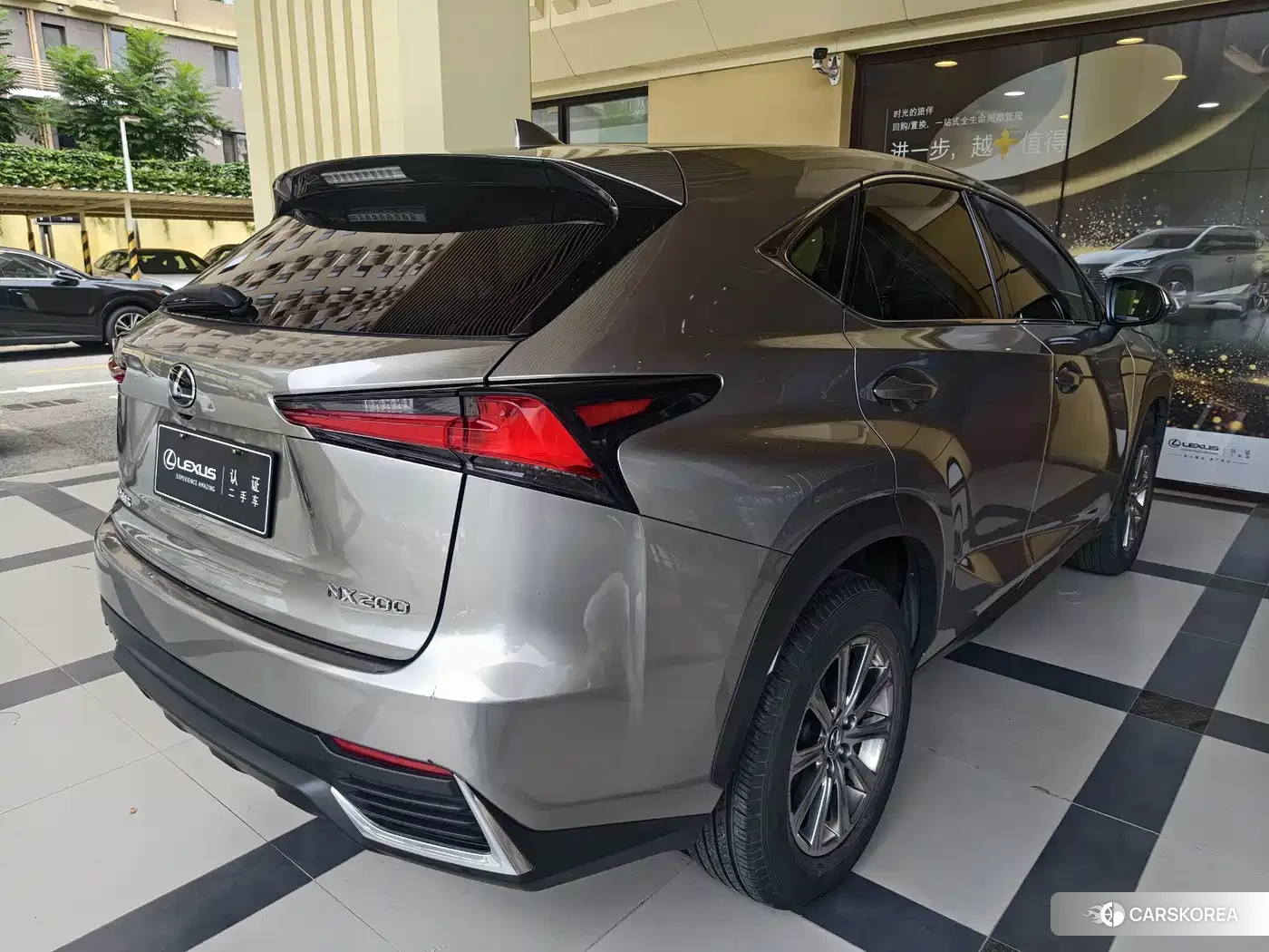 Lexus NX id 4649250 из Китая 10