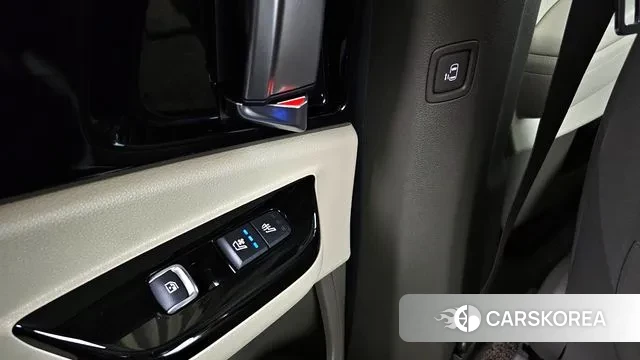 Kia Carnival 4th generation id 3231539 из Кореи 10