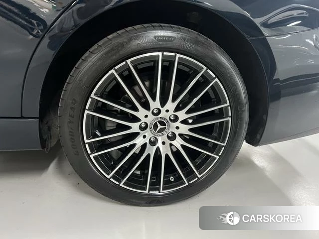 Mercedes-Benz Class C id 4314491 из Китая 10