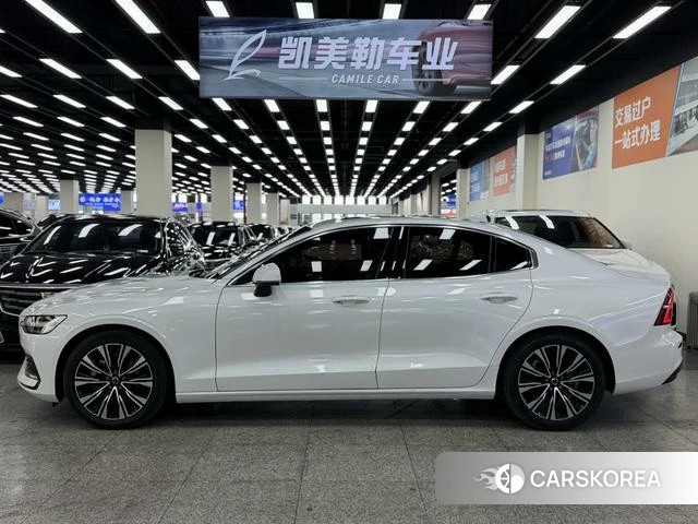 Volvo S60 id 4227309 из Китая 10