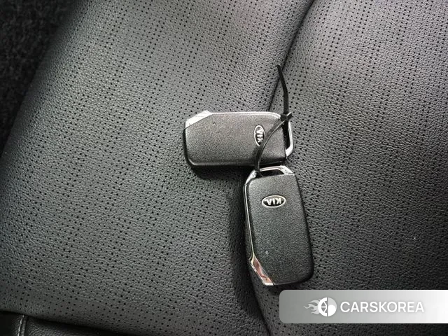 Kia Come New K3 id 3265270 из Кореи 10