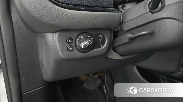 Mini Cooper Clubman id 4784682 из Кореи 10