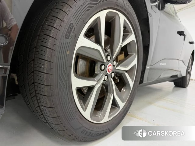 Jaguar I-PACE id 4632897 из Кореи 10