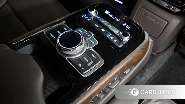 Genesis G90 id 3144568 из Кореи 10