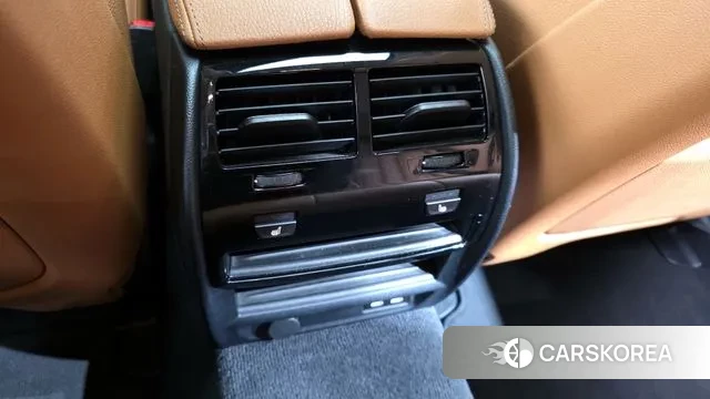 BMW 5 Series (G30) id 3448868 из Кореи 10