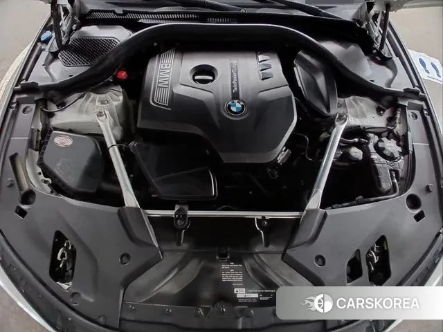 BMW 5 Series (G30) id 3692932 из Кореи 10