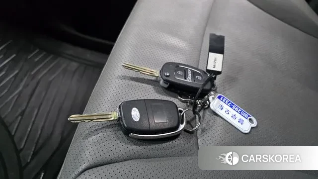 Hyundai The New Grand Starex id 3607842 из Кореи 10