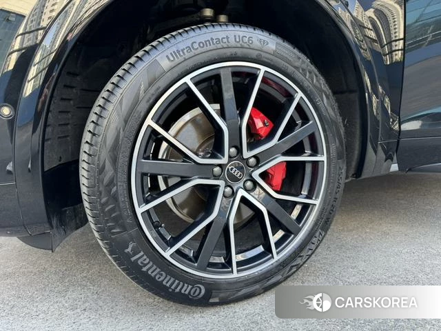 Audi Q5L id 4300305 из Китая 10