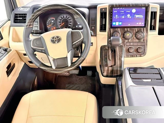Toyota Hiace id 4271983 из Китая 10