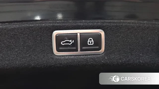 Hyundai Grandeur (GN7) id 3512825 из Кореи 10