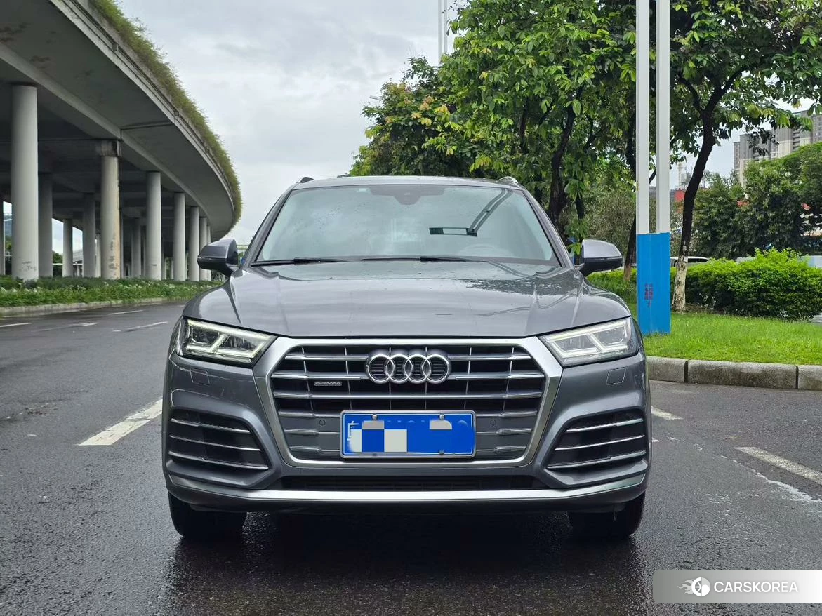 Audi Q5L id 4479350 из Китая 10
