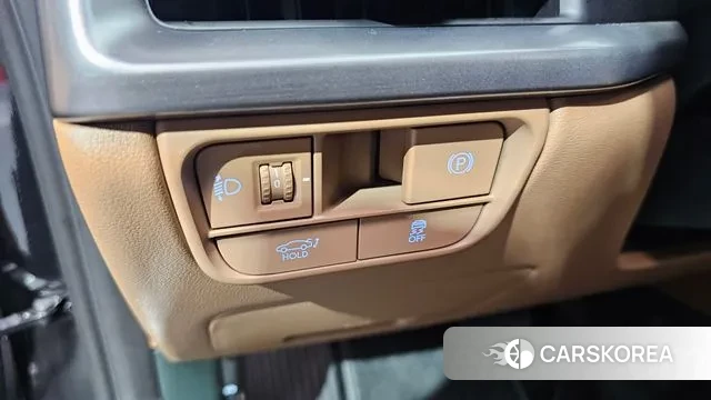 Hyundai Grandeur (GN7) id 3353475 из Кореи 10