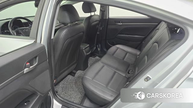 Hyundai Avante AD id 4339774 из Кореи 10
