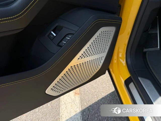 Lamborghini Urus id 3853453 из Кореи 10