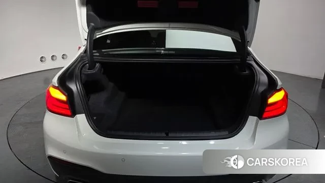 BMW 5 Series (G30) id 3616703 из Кореи 10