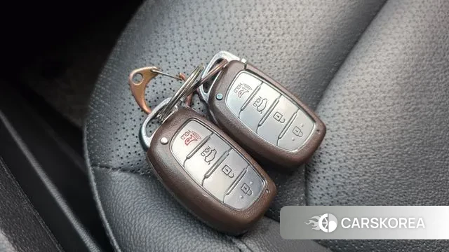 Hyundai Avante AD id 3672881 из Кореи 10