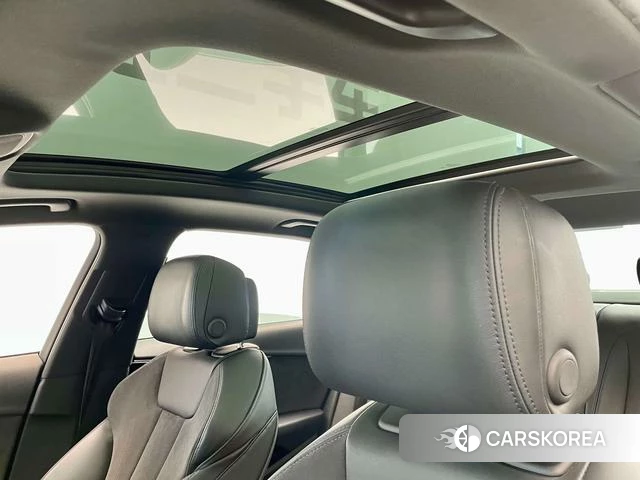 Audi A4L id 4259485 из Китая 10