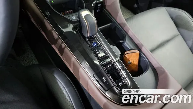 Toyota Crown Crossover id 2688387 из Кореи 10