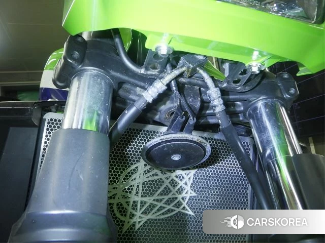 Kawasaki ZRX 1200 id 4206280 из Японии 10