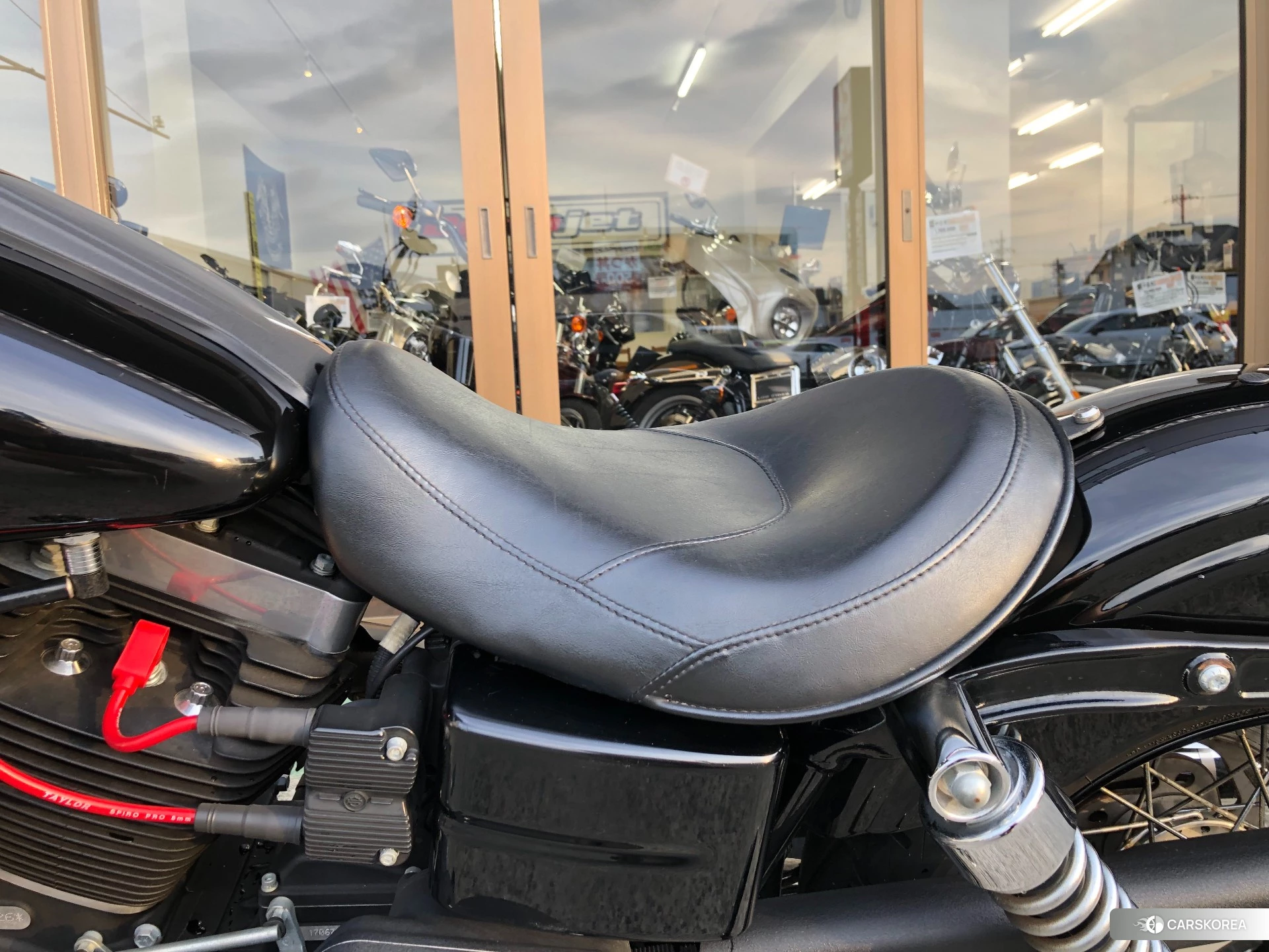 Harley-Davidson Dyna Street Bob FXDB1580 id 4191742 из Японии 10