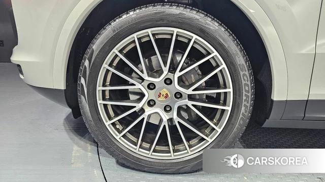 Porsche Cayenne (PO536) id 4572424 из Кореи 10