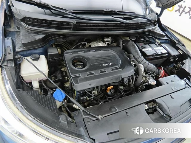 Kia Stonic id 4698765 из Кореи 10