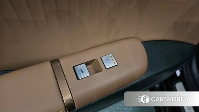 Hyundai Grandeur (GN7) id 3805607 из Кореи 10