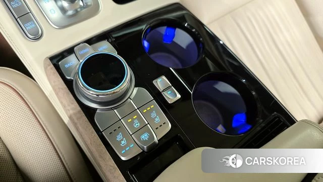 Genesis G90 id 4294575 из Кореи 10