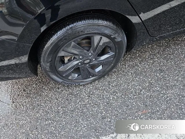 Hyundai Avante Hybrid (CN7) id 3421300 из Кореи 10