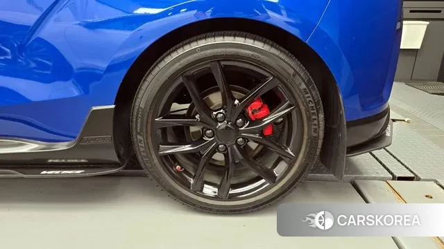 Hyundai Veloster (JS) id 2981786 из Кореи 10