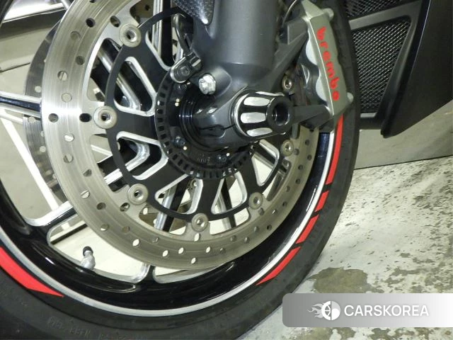 Ducati DIAVEL CARBON id 4205871 из Японии 10