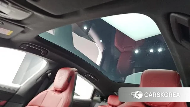 Porsche Taycan id 3058748 из Кореи 10