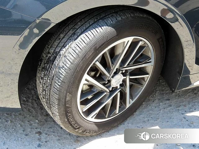 Hyundai The New Grandeur IG id 4423766 из Кореи 10