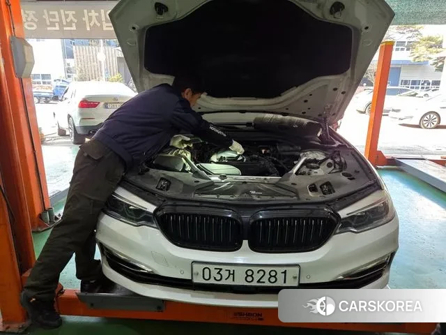 BMW 5 Series (G30) id 3500127 из Кореи 10