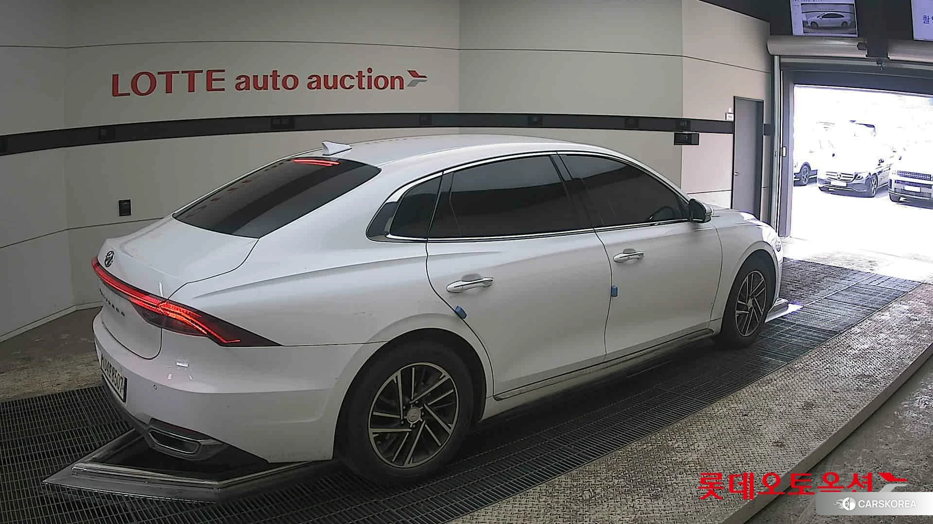 Hyundai Grandeur id 3888295 из Кореи 10