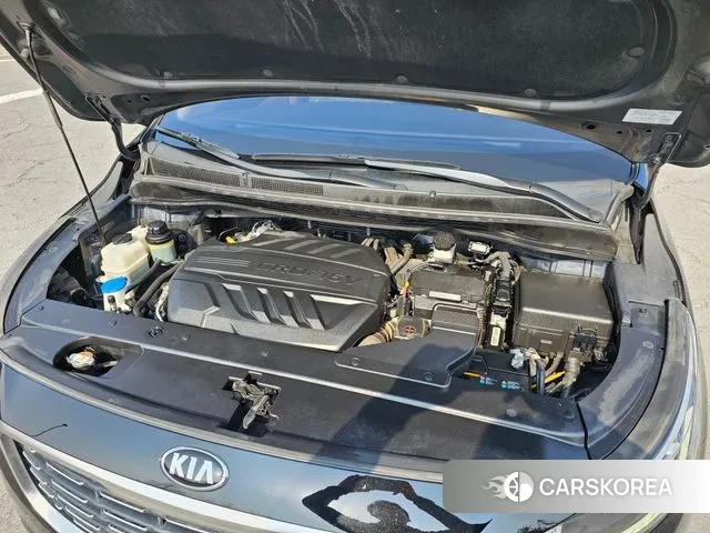 Kia The New Carnival id 3004490 из Кореи 10