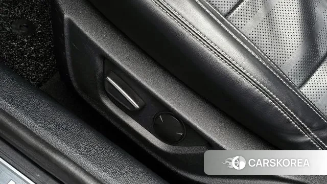 Ford Mustang id 3038218 из Кореи 10