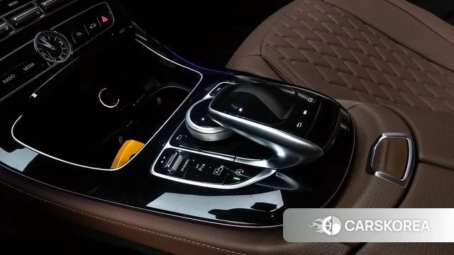 Mercedes-Benz E-Class W213 id 4638276 из Кореи 10
