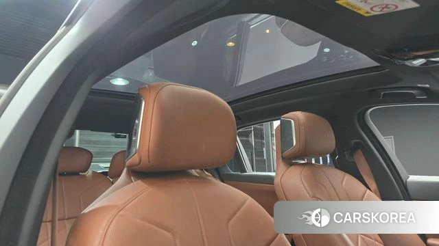 BMW 7 Series (G70) id 4778439 из Кореи 10