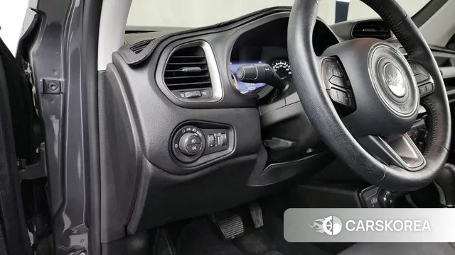 Jeep Renegade id 3513614 из Кореи 10