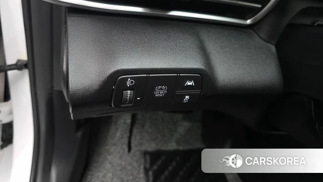 Hyundai Avante Hybrid (CN7) id 4592816 из Кореи 10