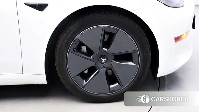 Tesla Model 3 id 3371057 из Кореи 10