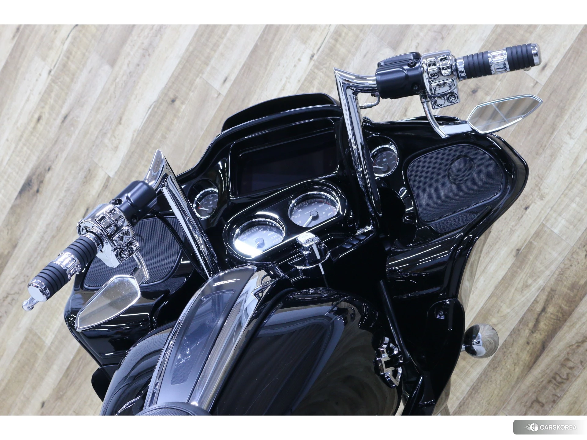 Harley-Davidson Road Glide FLTRXS1750 id 3948152 из Японии 10